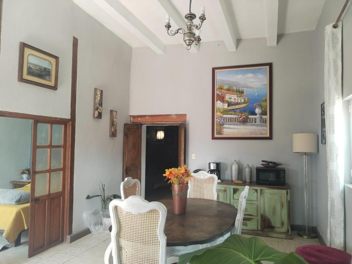 Casa Chelito Con Terraza